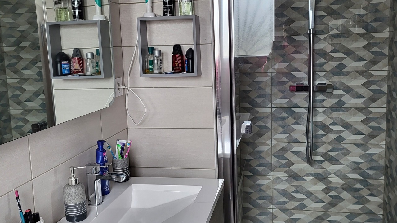 Photo of Bathroom in Saint-Etienne-de-Fontbellon