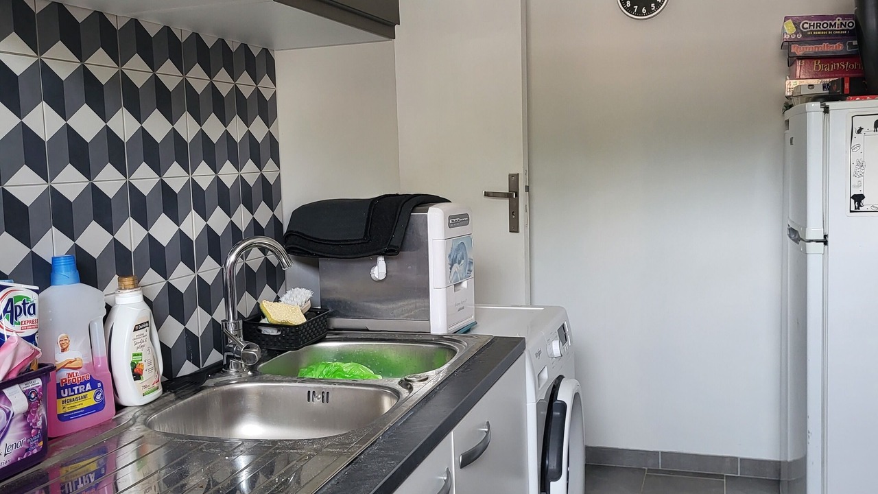 Photo of Kitchen in Saint-Etienne-de-Fontbellon