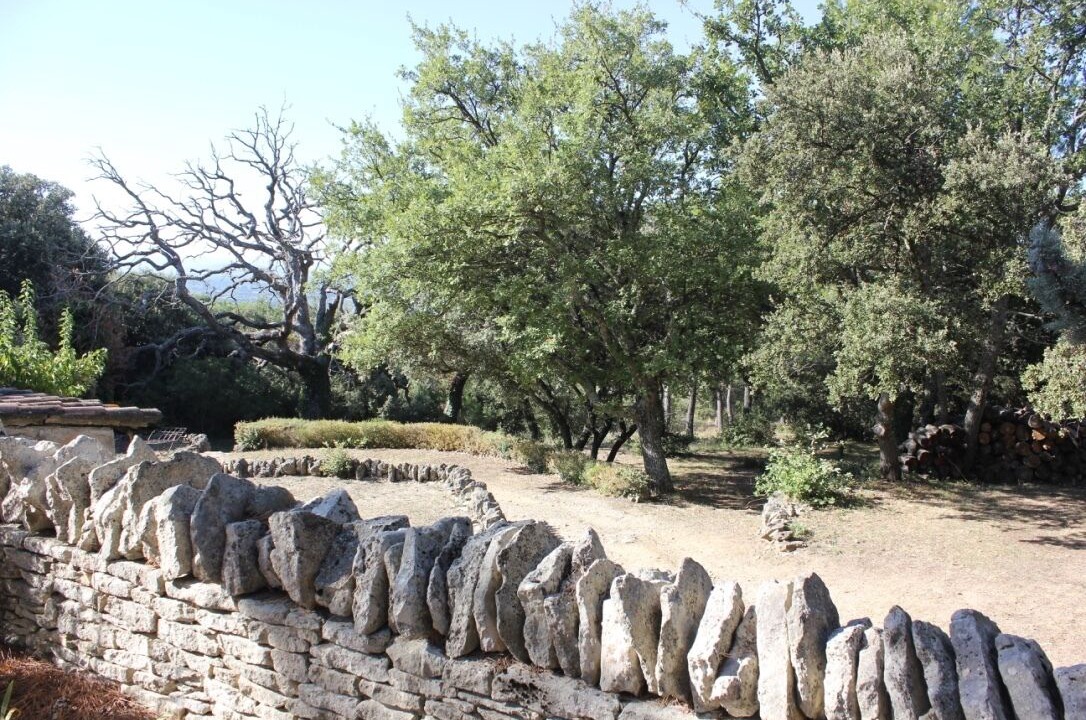 Photo of Outdoor in Saumane-de-Vaucluse