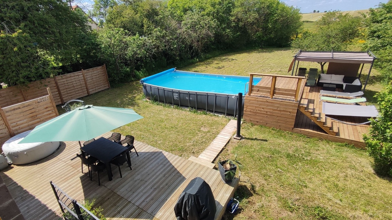 Photo of Outdoor in Ville-sur-Yron