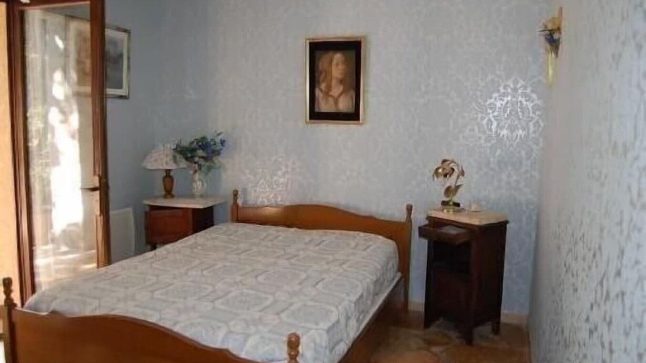 Photo of Bedroom in Regusse