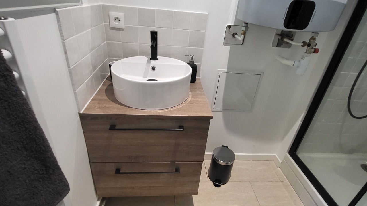 Photo of Bathroom in Chalons-en-Champagne