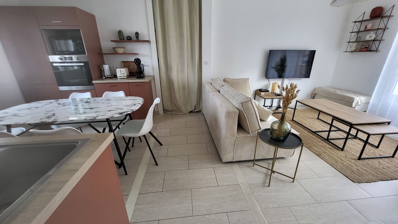 Photo of Livingroom in Chalons-en-Champagne