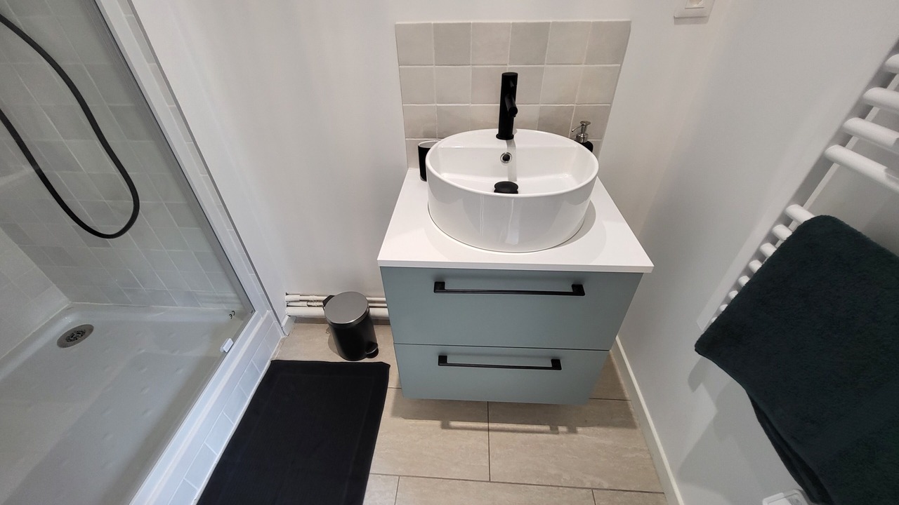 Photo of Bathroom in Chalons-en-Champagne