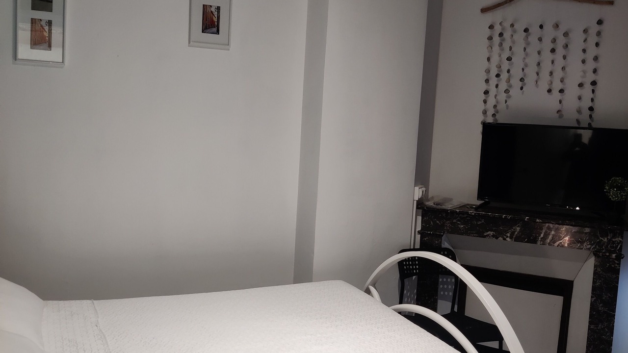 Photo of Bedroom in Romilly-sur-Seine