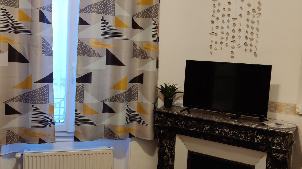 Photo of Bedroom in Romilly-sur-Seine