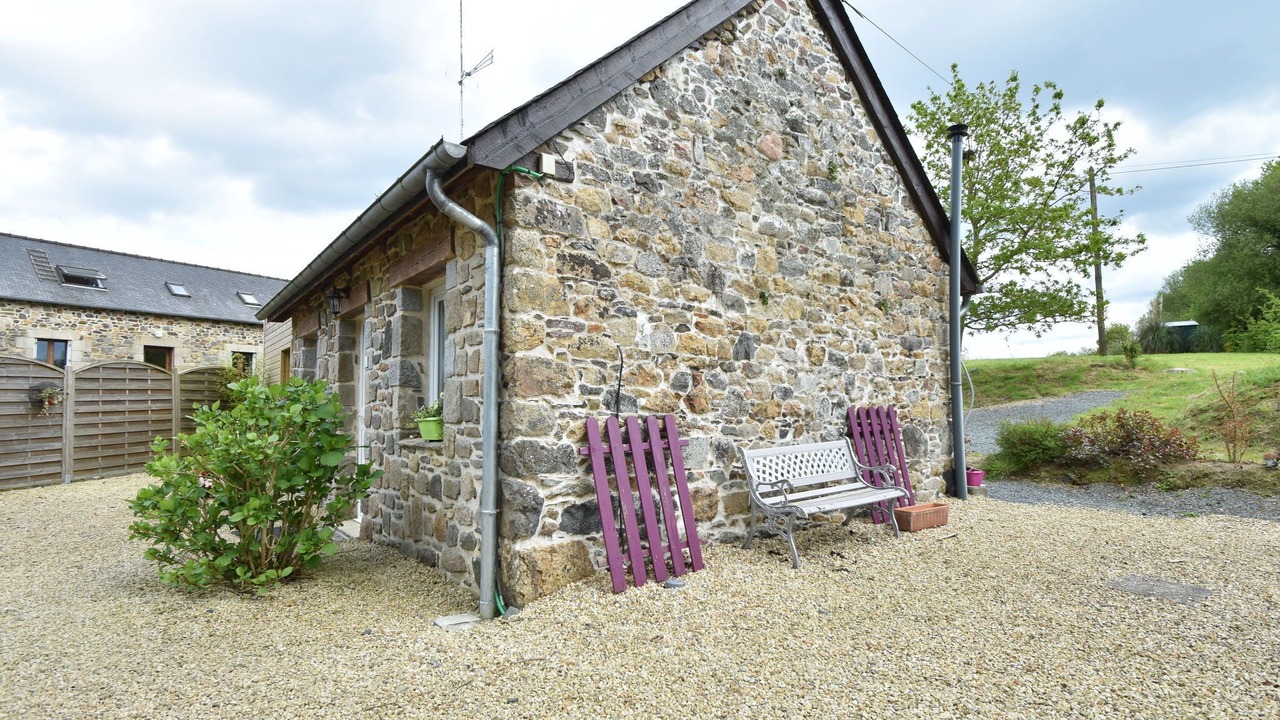 Photo of Outdoor in Saint-Gilles-les-Bois