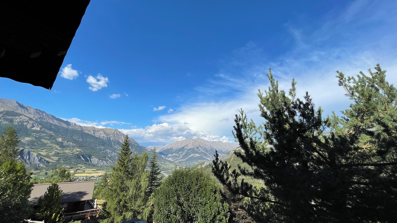 Photo of Outdoor in Enchastrayes
