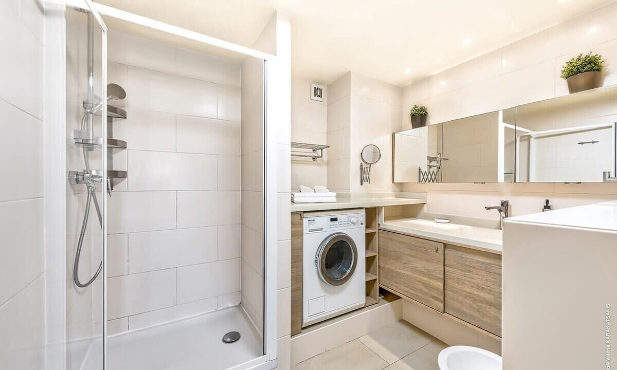 Photo of Bathroom in Porte-Dauphine