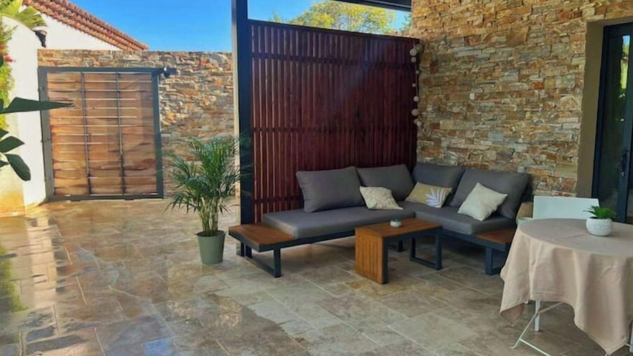 Photo of Patio Balcony in Sollies Pont