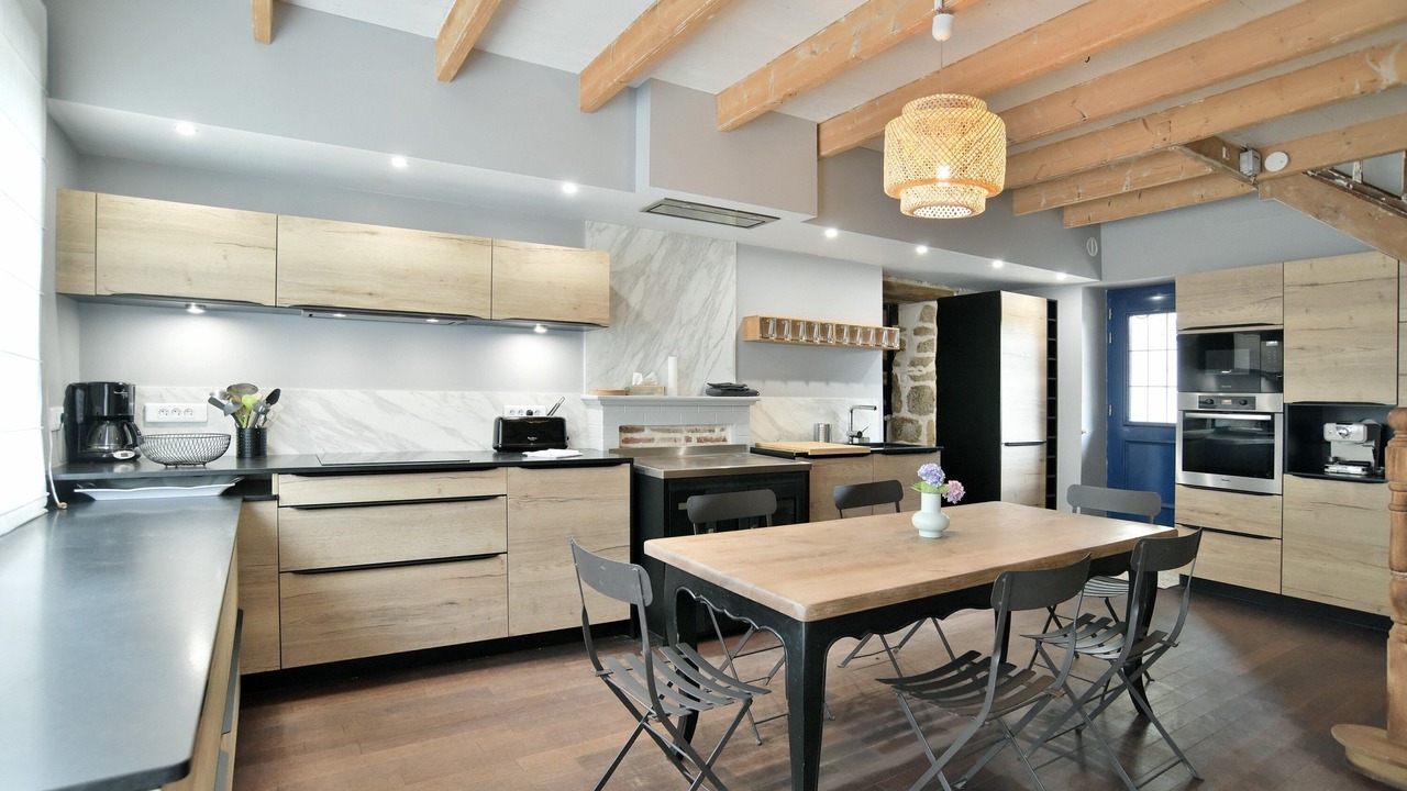 Photo of Kitchen in Saint-Lormel