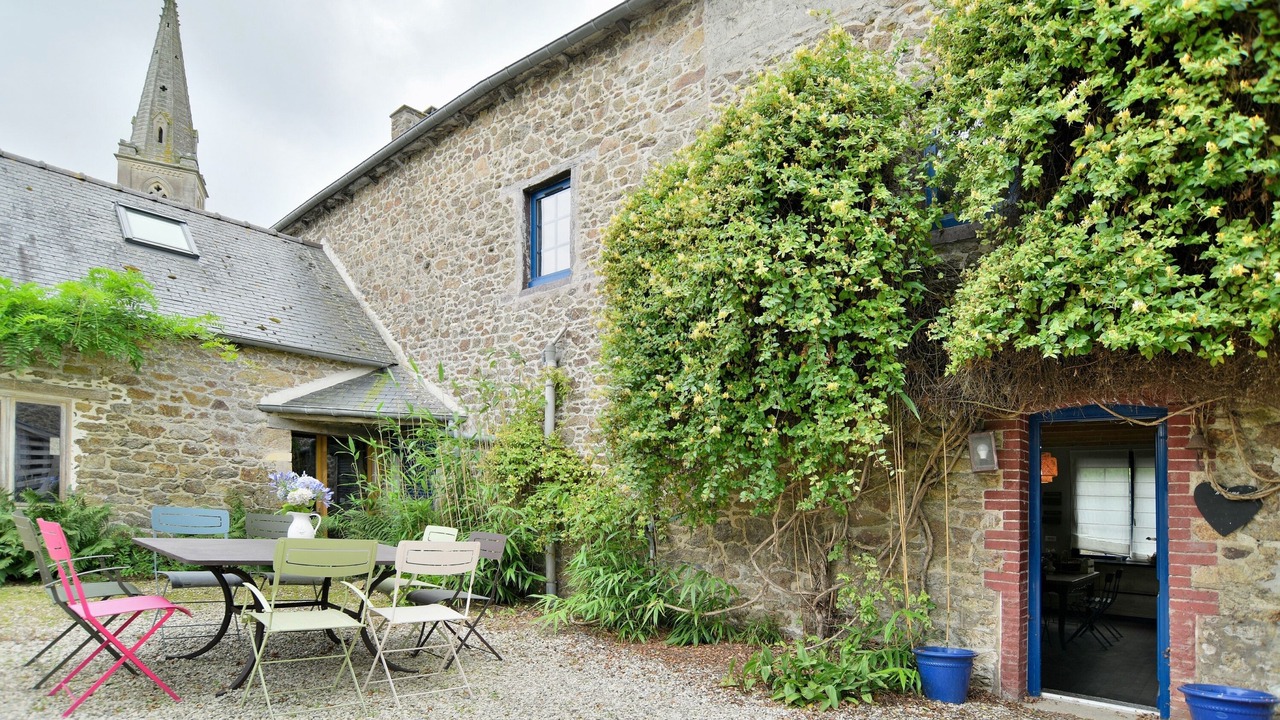 Photo of Outdoor in Saint-Lormel