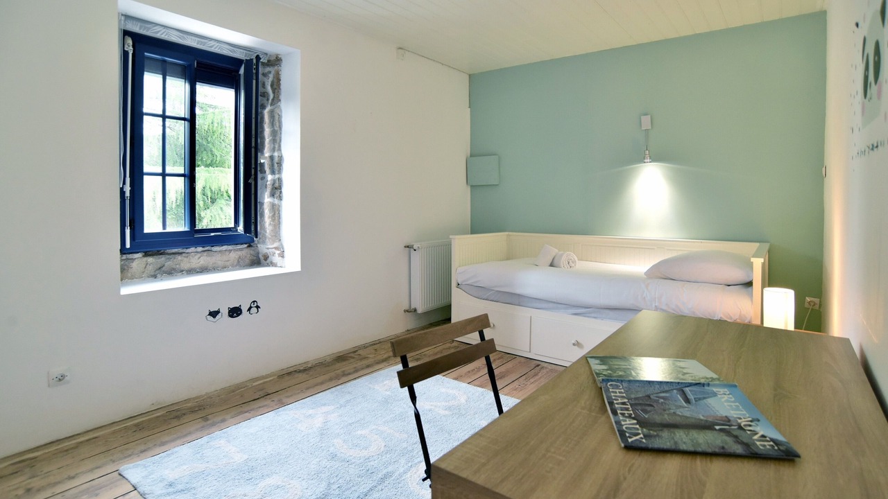 Photo of Bedroom in Saint-Lormel