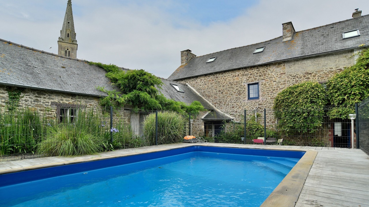 Photo of Outdoor in Saint-Lormel