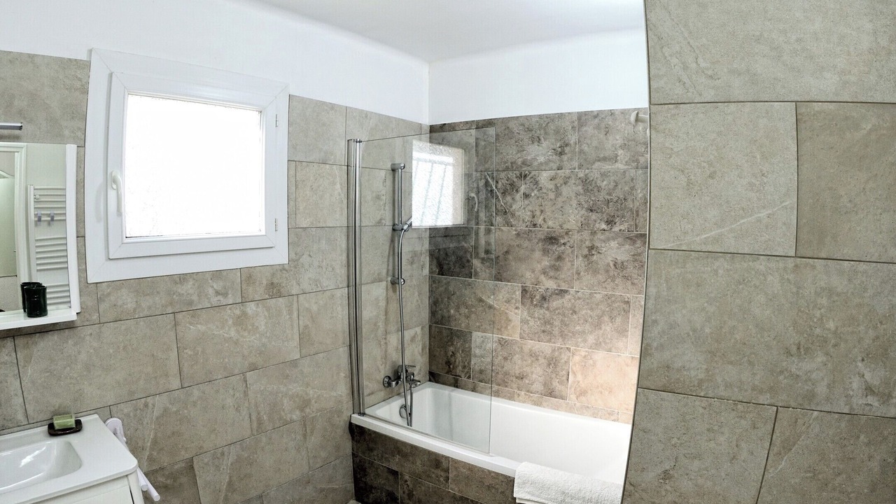 Photo of Bathroom in Sud