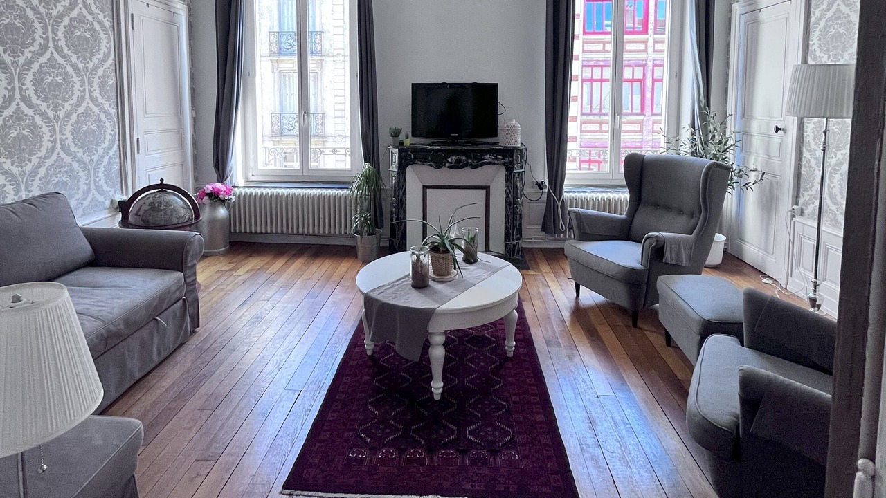 Photo of Livingroom in Saint Nicolas - Charles III - Ville vieille - Trois Maisons - Leopold