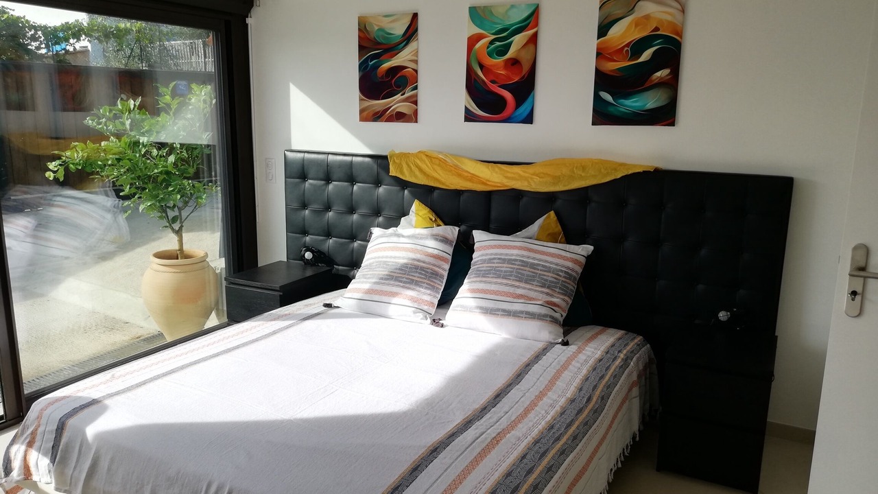 Photo of Bedroom in Saint-Jacques