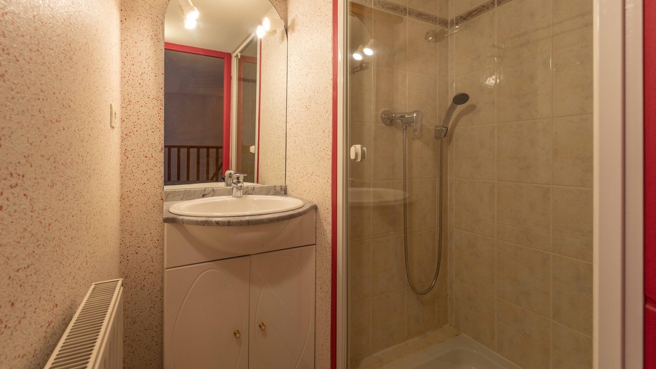 Photo of Bathroom in Montferrier
