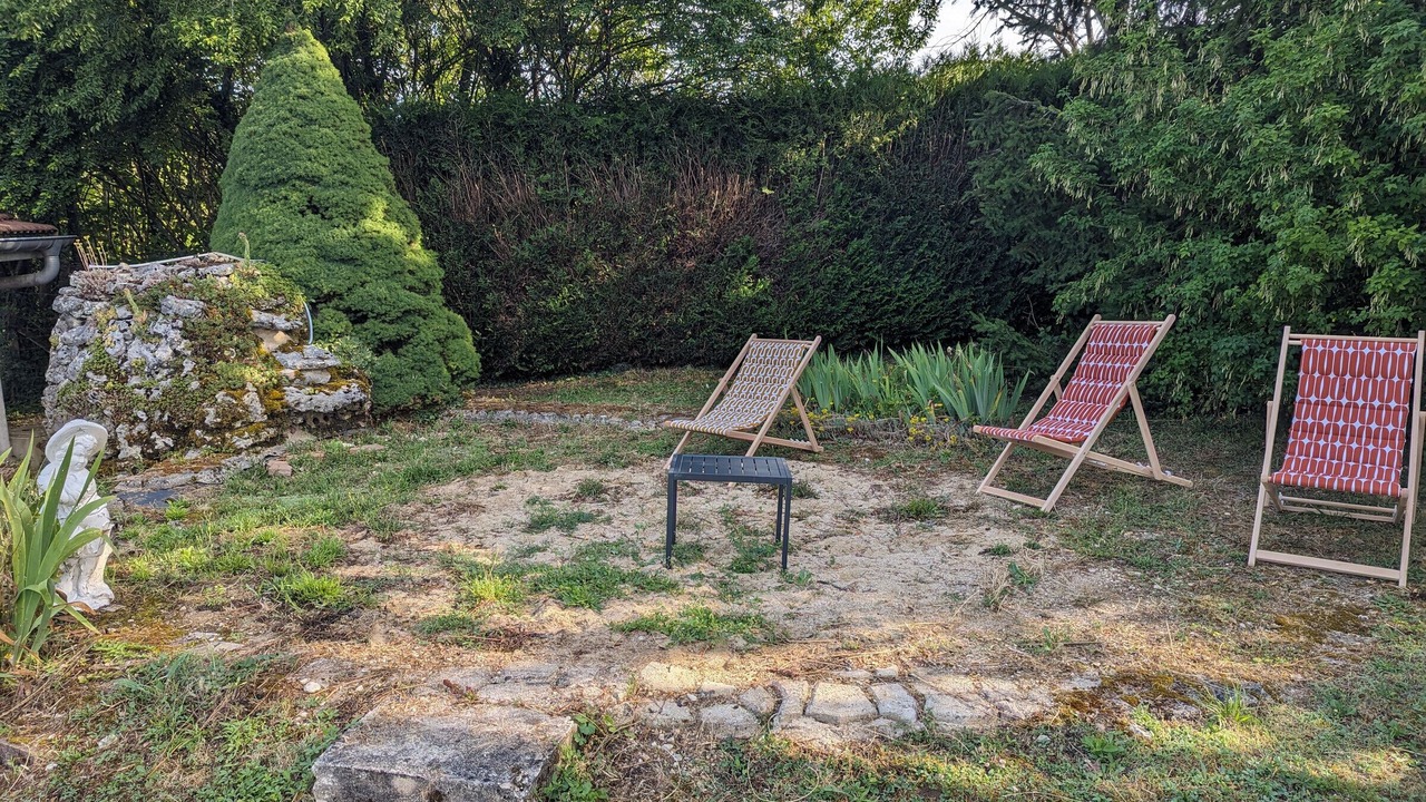 Photo of Outdoor in Curel