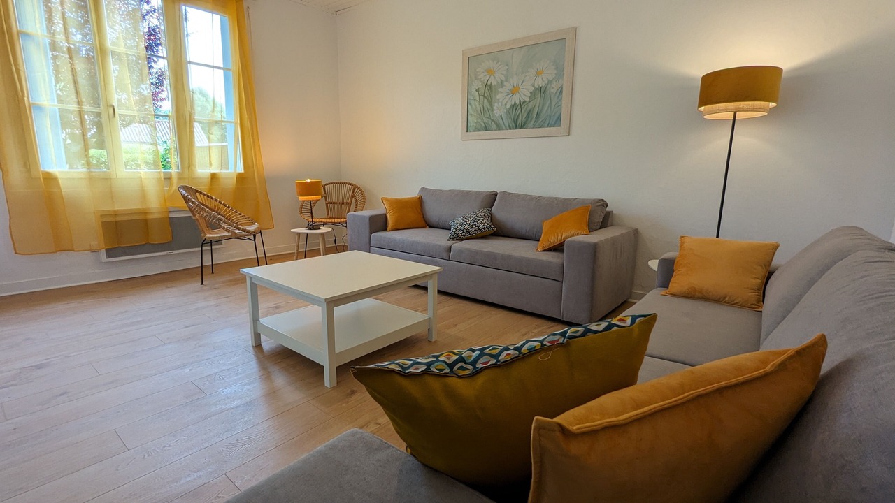 Photo of Livingroom in Tremolat