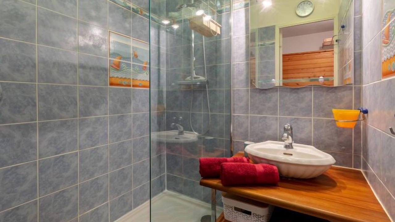 Photo of Bathroom in Hyeres
