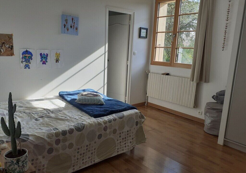 Photo of Bedroom in Saint-Etienne-de-Fontbellon