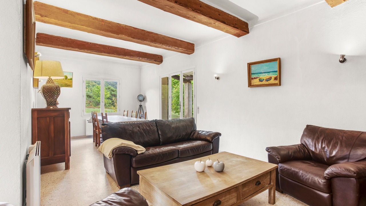 Photo of Livingroom in Peyroules