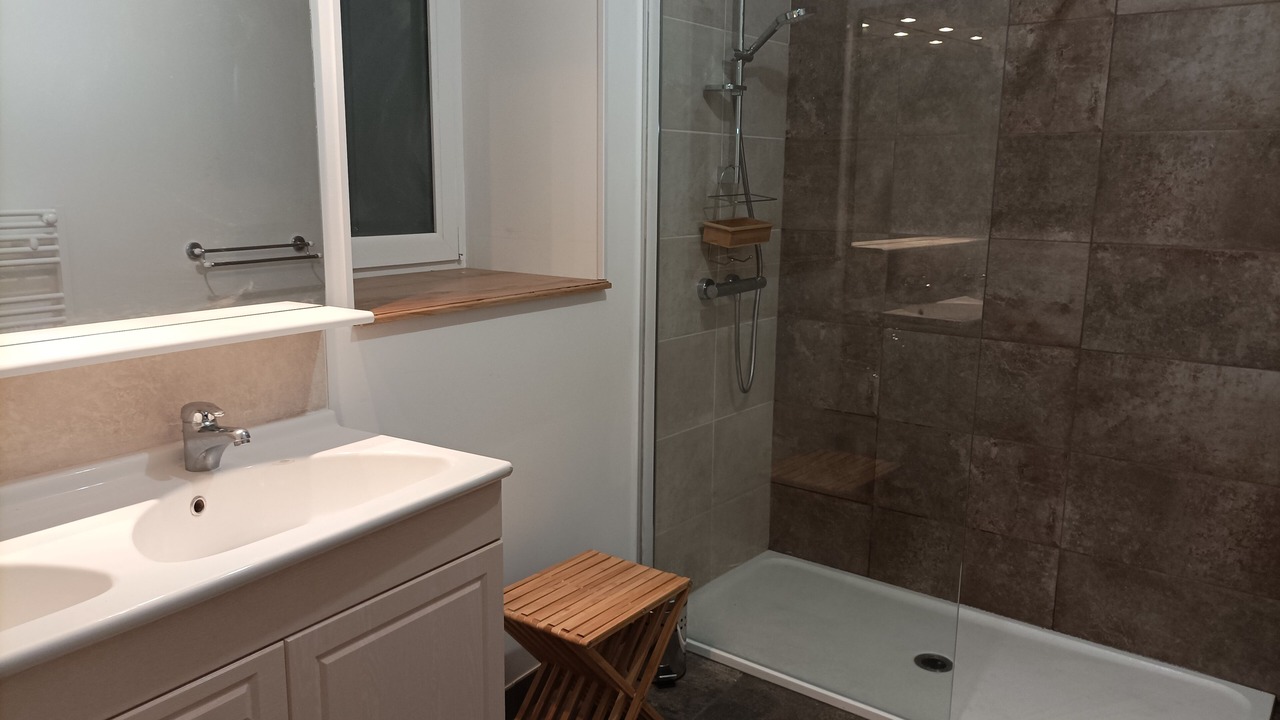Photo of Bathroom in Pledran