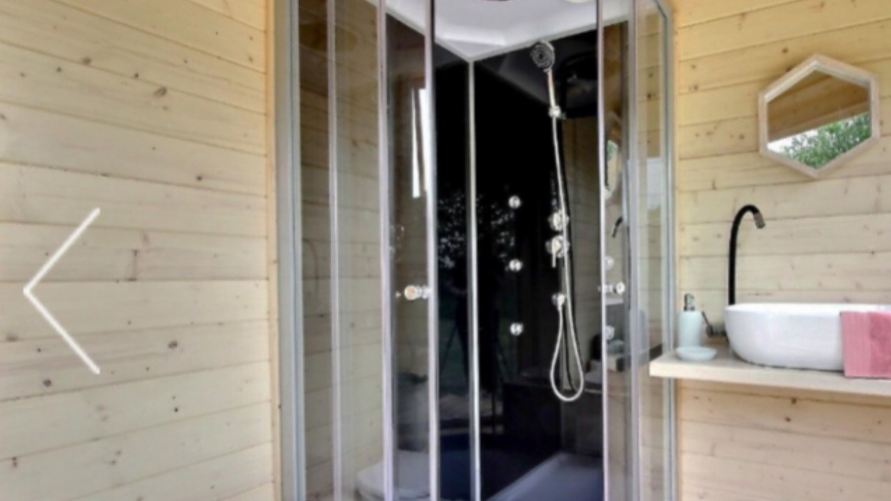 Photo of Bathroom in Ploumilliau