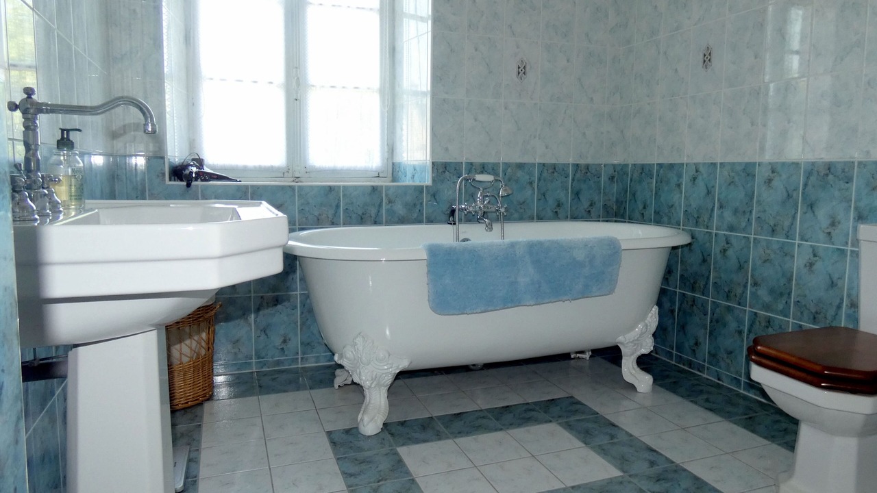 Photo of Bathroom in Dinan