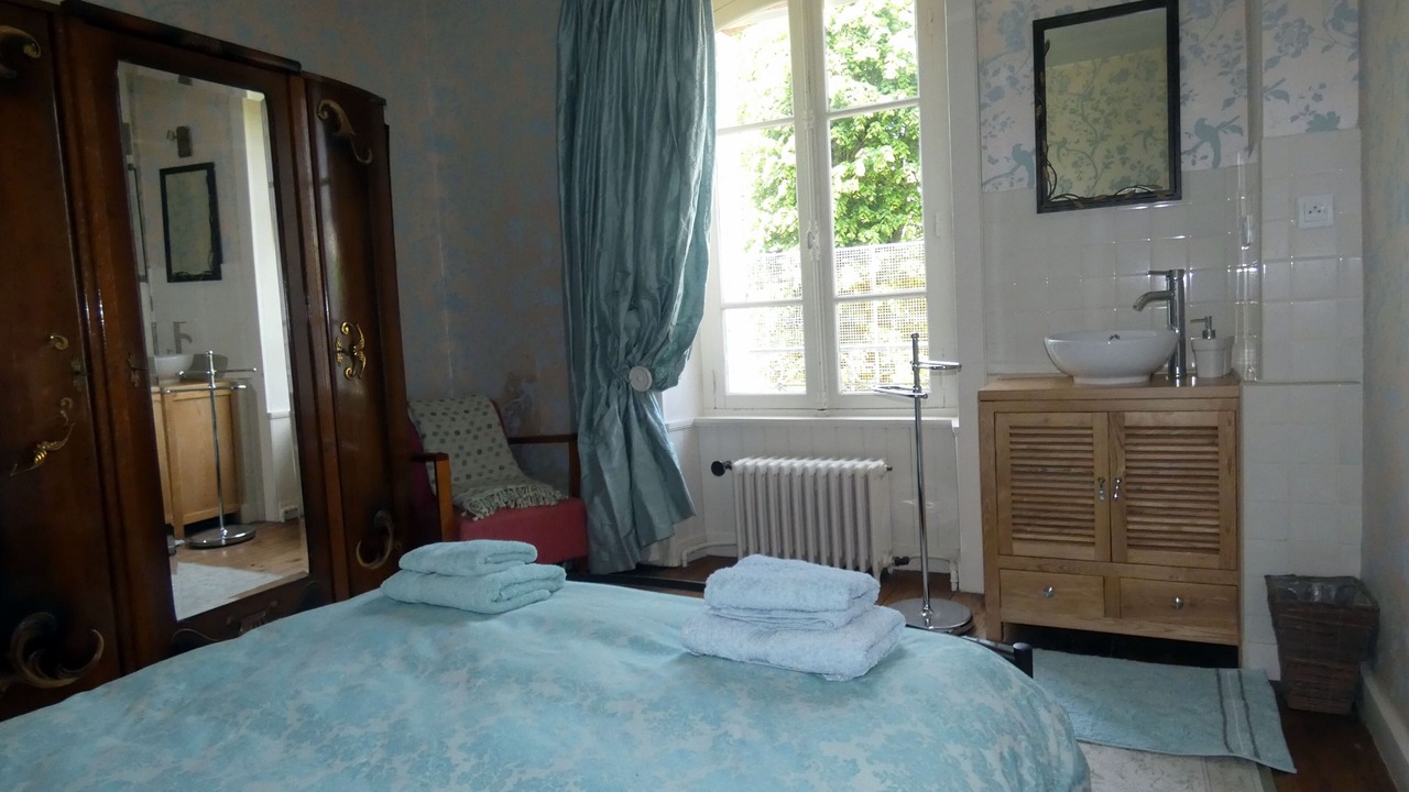 Photo of Bedroom in Dinan