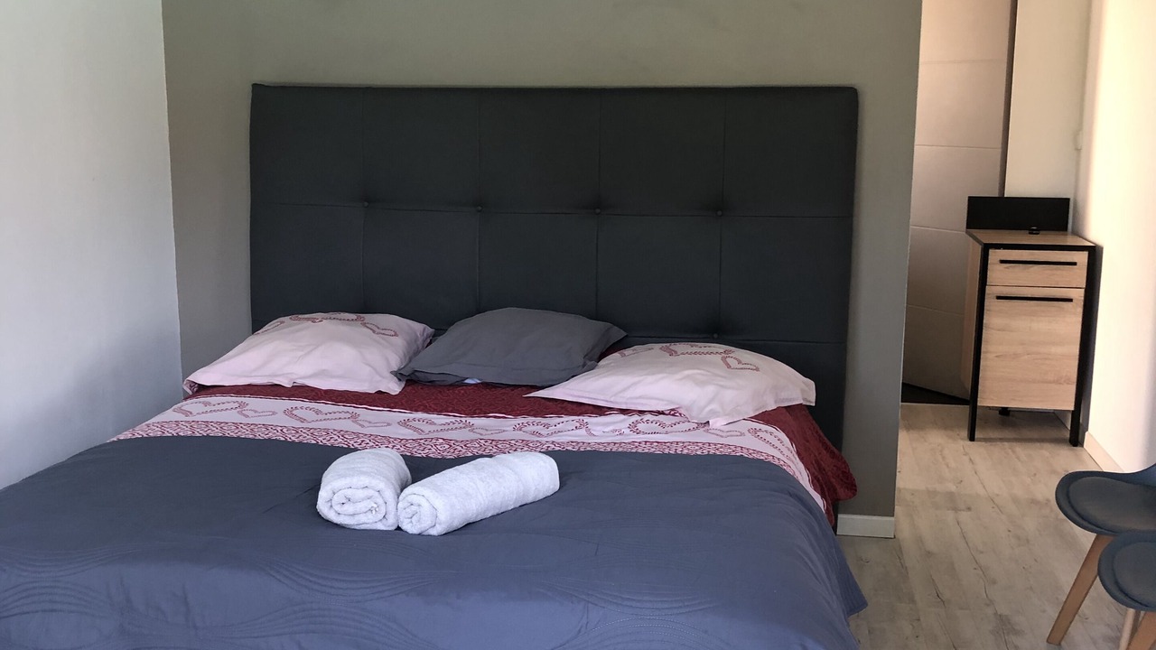 Photo of Bedroom in Pabu