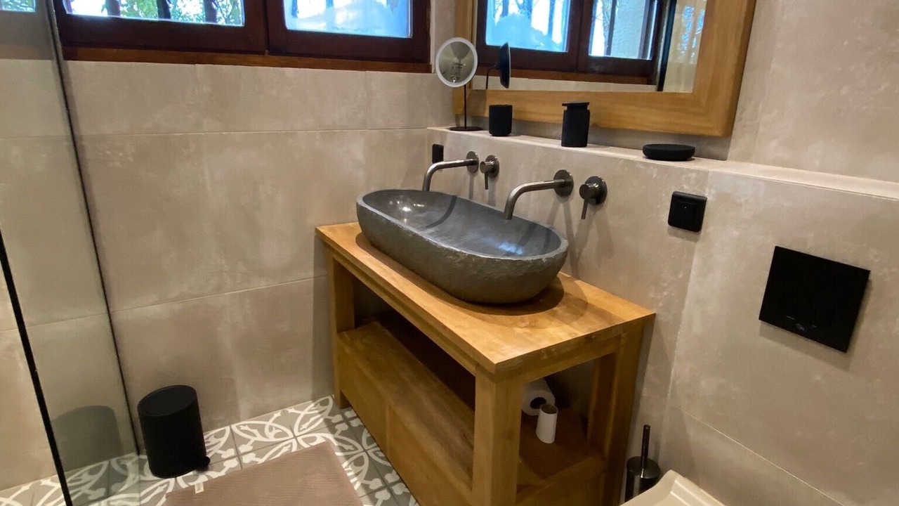 Photo of Bathroom in Armous-et-Cau