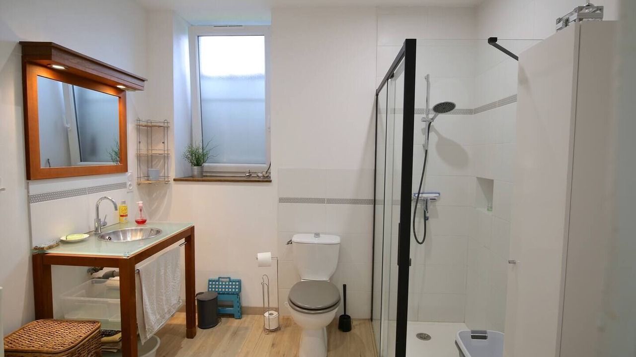 Photo of Bathroom in Ploubalay