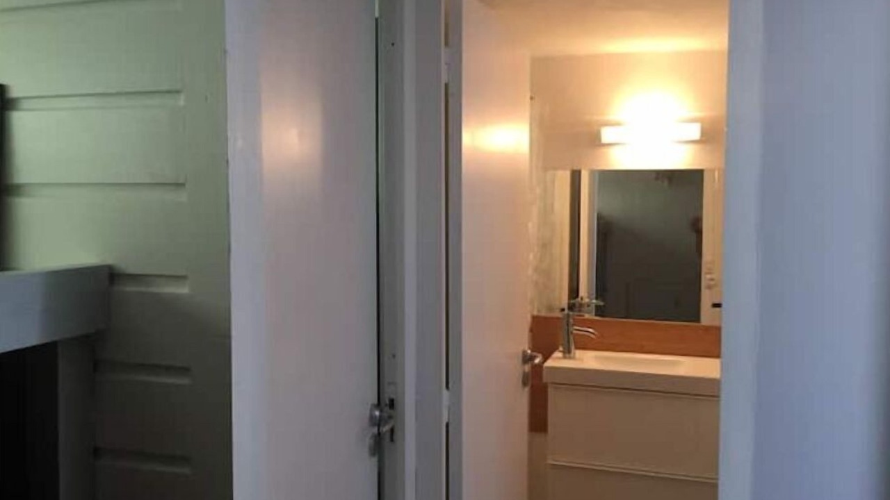 Photo of Bathroom in Campan