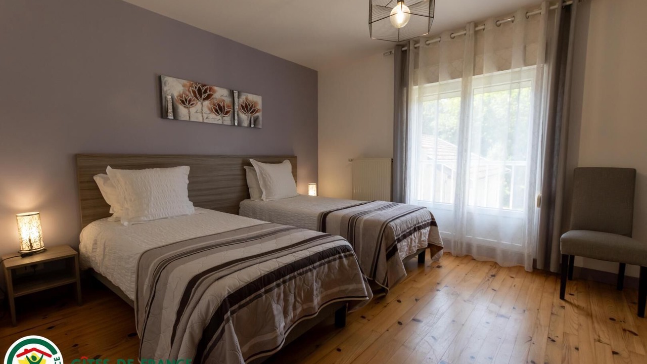 Photo of Bedroom in Heutregiville
