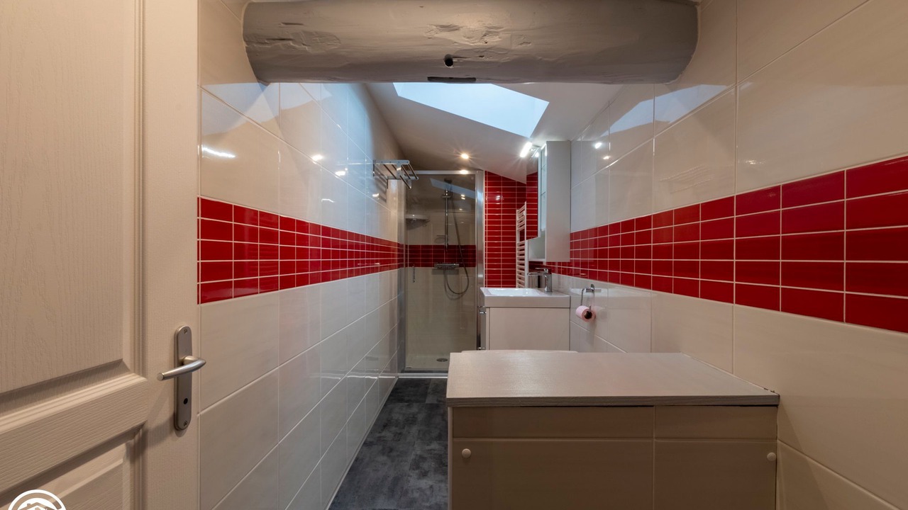 Photo of Bathroom in Saint-Remy-en-Bouzemont-Saint-Genest-et-Isson