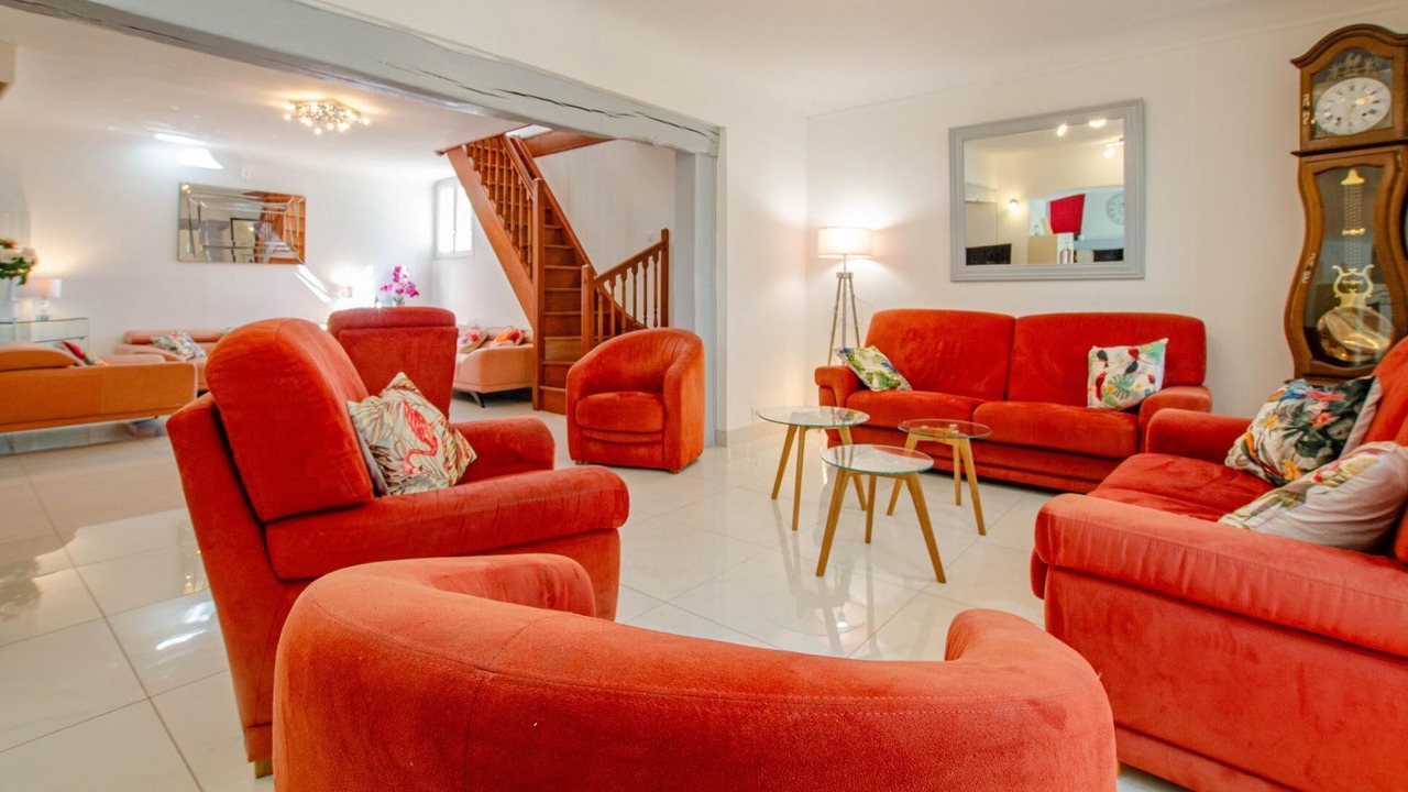 Photo of Livingroom in Saint-Hilaire-sous-Romilly