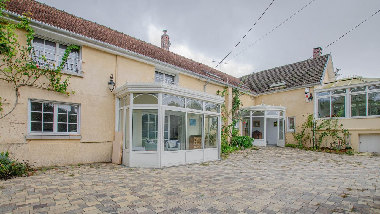 Photo of Outdoor in Saint-Hilaire-sous-Romilly