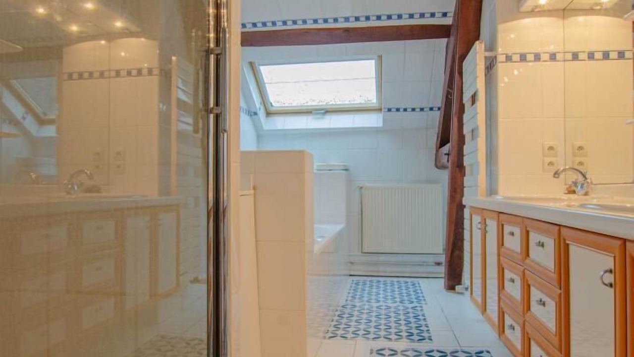 Photo of Others in Saint-Hilaire-sous-Romilly