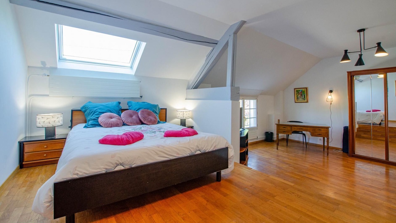 Photo of Bedroom in Saint-Hilaire-sous-Romilly