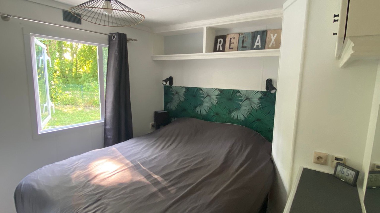 Photo of Bedroom in Pont-sur-Vanne