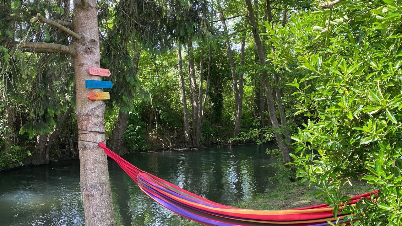 Photo of Outdoor in Pont-sur-Vanne