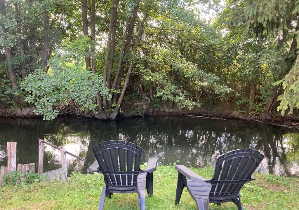 Photo of Outdoor in Pont-sur-Vanne