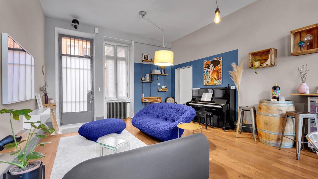 Photo of Livingroom in Arnaud Bernard