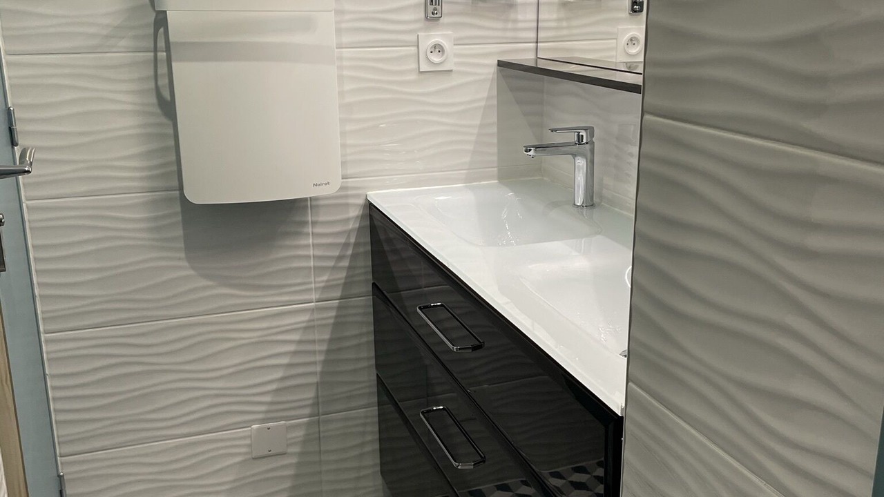 Photo of Bathroom in Plenee-Jugon