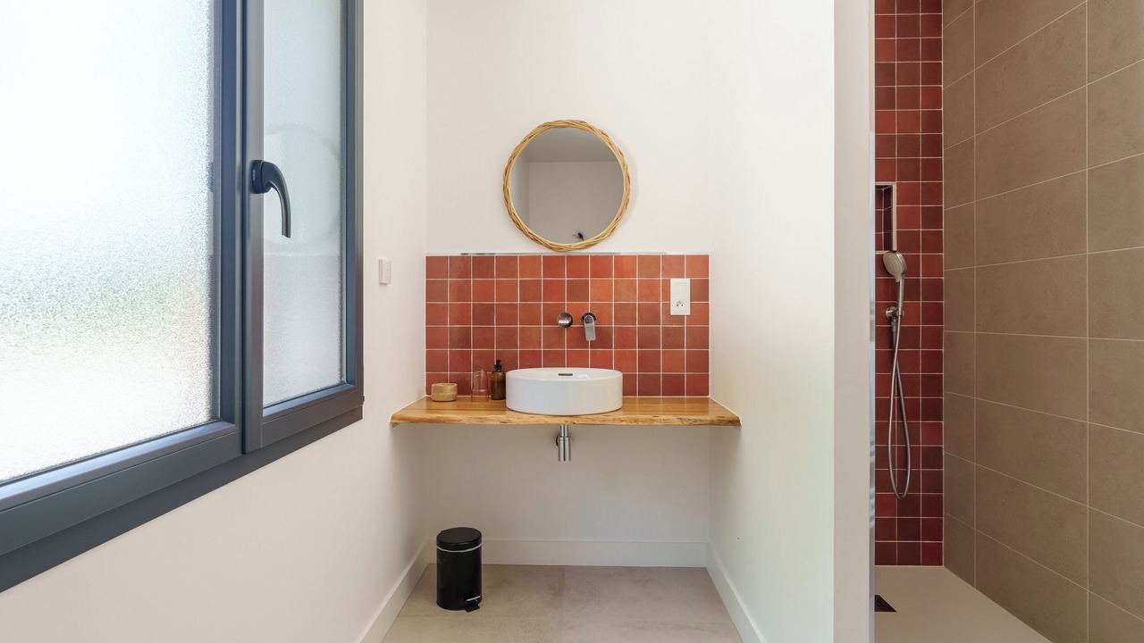 Photo of Bathroom in Saint-Benoit-sur-Seine