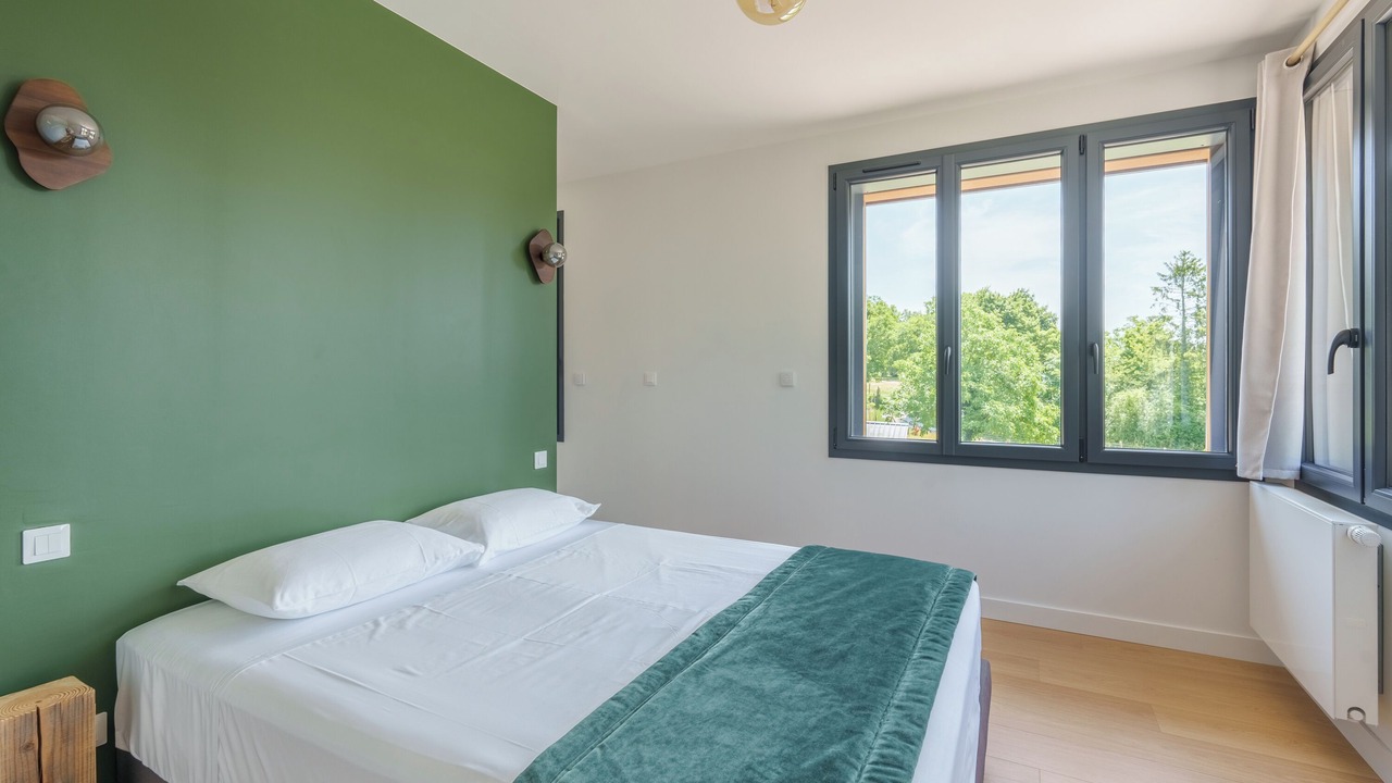 Photo of Bedroom in Saint-Benoit-sur-Seine