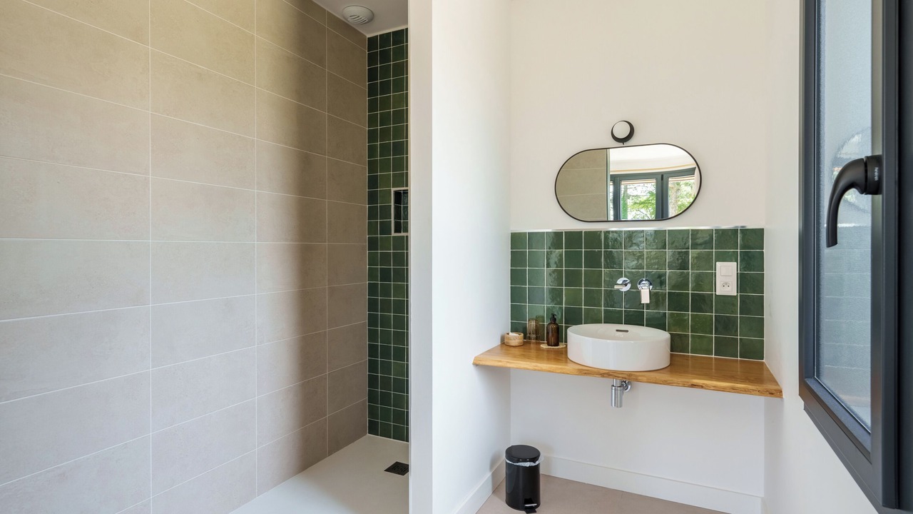 Photo of Bathroom in Saint-Benoit-sur-Seine