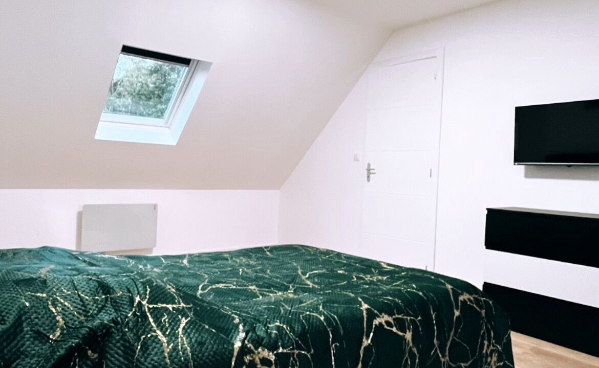 Photo of Bedroom in Brelevenez